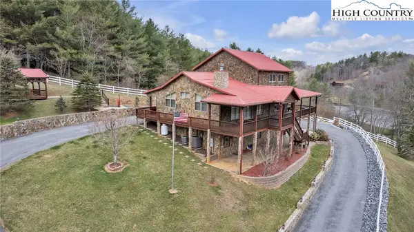 199 Joriann Drive, Crumpler, NC 28617