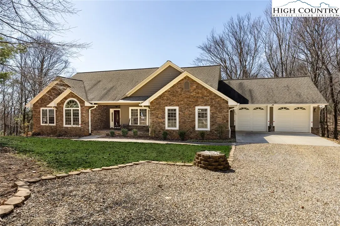 181 Abbey Road, McGrady, NC 28649 - #1