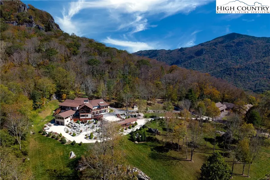 45 Dunvegan Road, Banner Elk, NC 28604 - Image #2