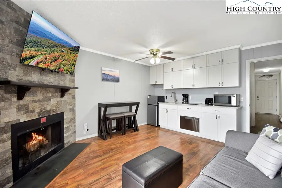 301 Pinnacle Inn Road #3130, Beech Mountain, NC 28604 - #3