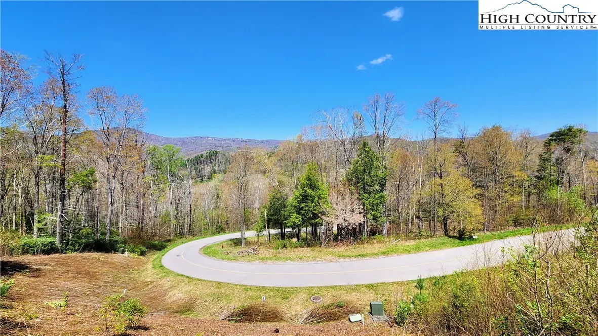 31 & 32 Running Bear Circle, Banner Elk, NC 28604 - Image #1