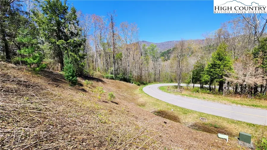 31 & 32 Running Bear Circle, Banner Elk, NC 28604 - Image #2