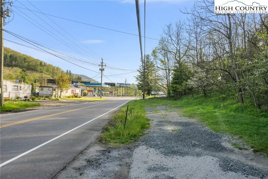 116 Beaver Creek School Road, West Jefferson, NC 28694 - Image #3