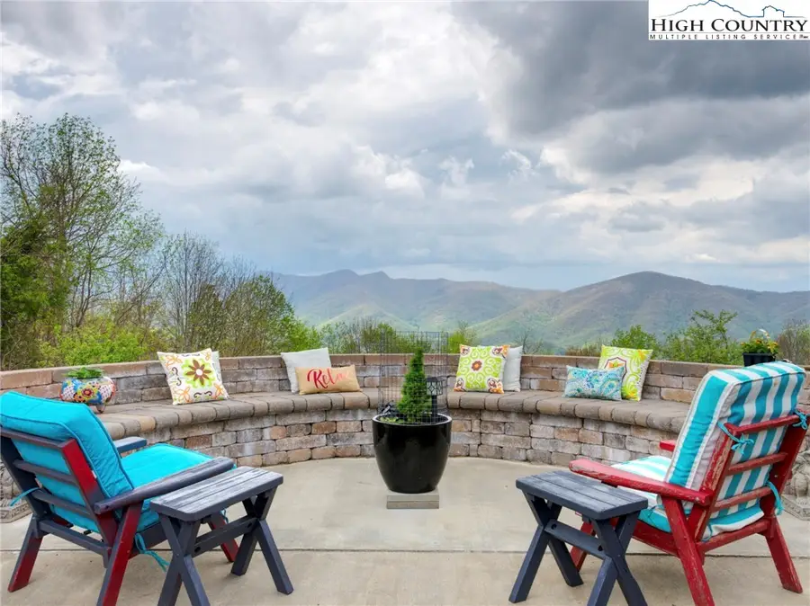 899 Lauren Lane, West Jefferson, NC 28694 - Image #3