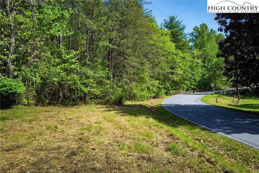 1329 SW Overlook Drive, Lenoir, NC 28645 - Image #1