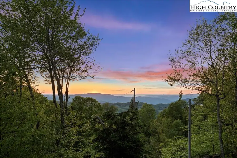 140 Spruce Hollow Road, Beech Mountain, NC 28604 - #3