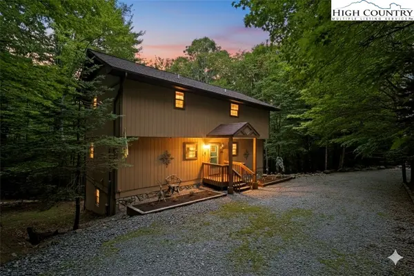 311 Pine Ridge Road, Beech Mountain, NC 28604