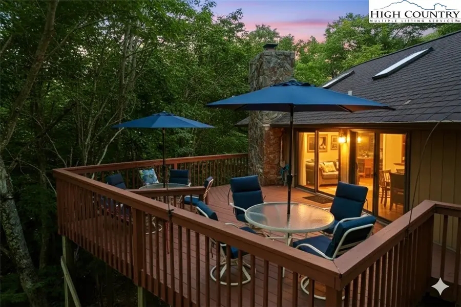 311 Pine Ridge Road, Beech Mountain, NC 28604 - Image #2