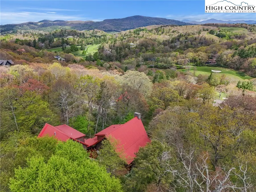 155 Blackberry Lane, Blowing Rock, NC 28605 - Image #2