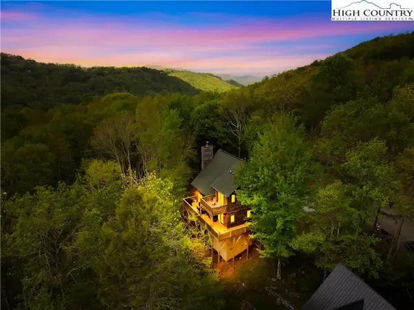 107 Heather Lane, Beech Mountain, NC 28604