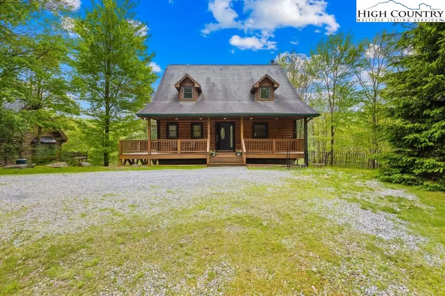107 Heather Lane, Beech Mountain, NC 28604 - Image #2