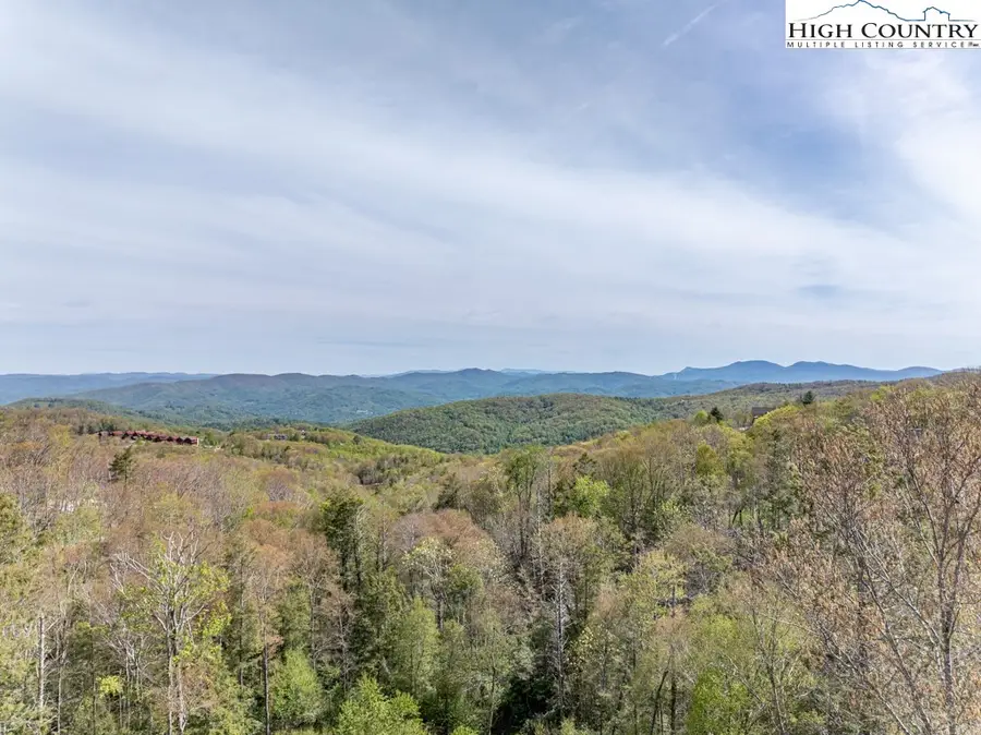 77 N Eagles Nest Trail, Beech Mountain, NC 28604 - Image #3