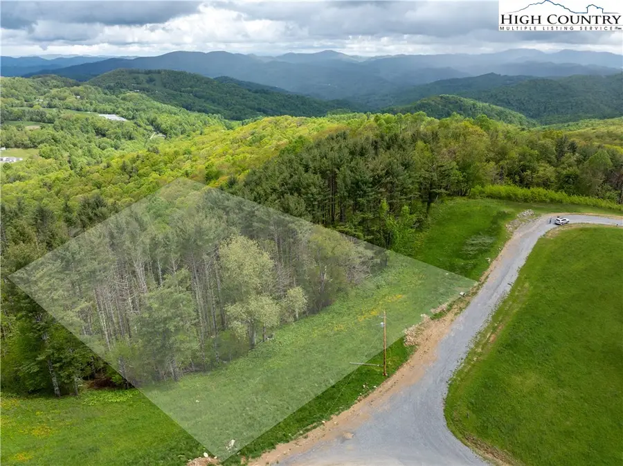 WR53 Clouds Rest Drive, Elk Park, NC 28622 - Image #2