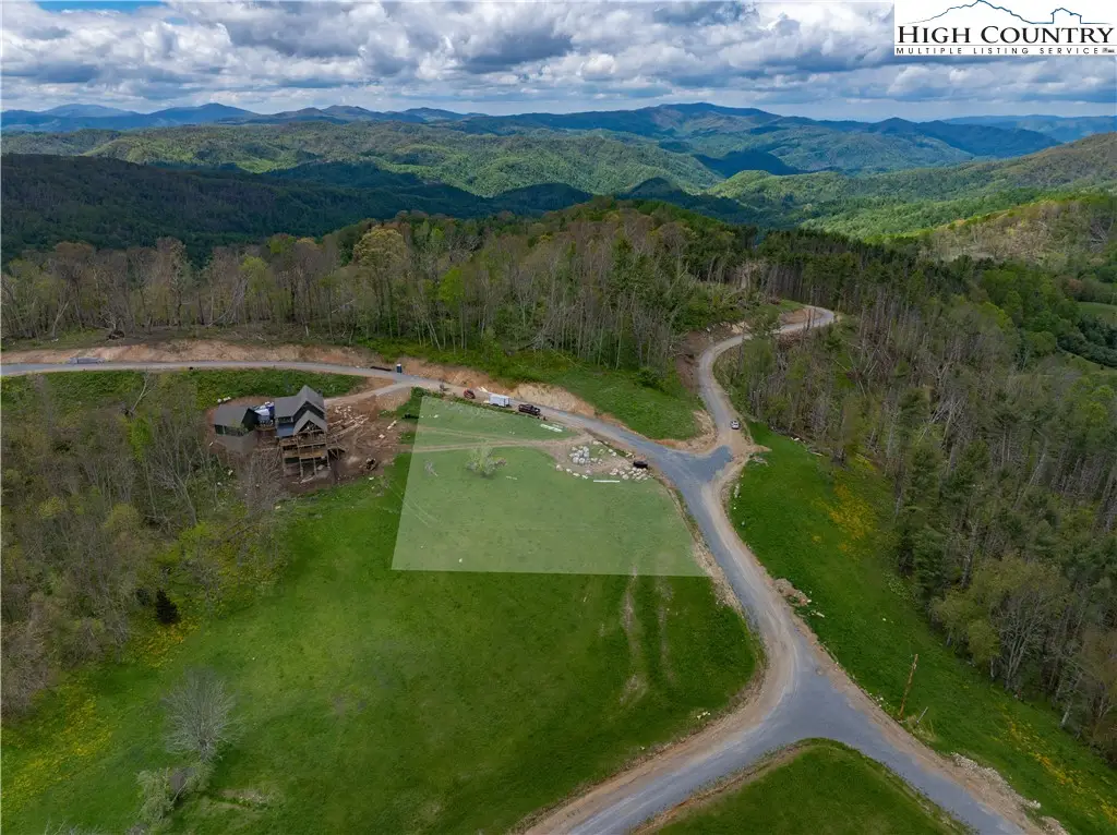 WR-72 Fireside Trail, Elk Park, NC 28622 - Image #1