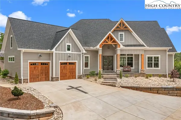 5360 Low Country Road, Lenoir, NC 28645