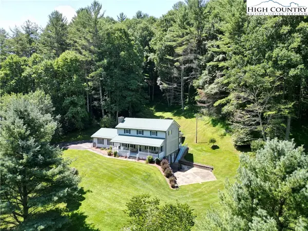 581 N. Fork New River Road, Lansing, NC 28643