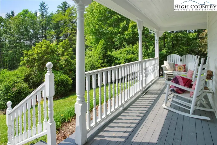 326 Green Street, Blowing Rock, NC 28605 - Image #3