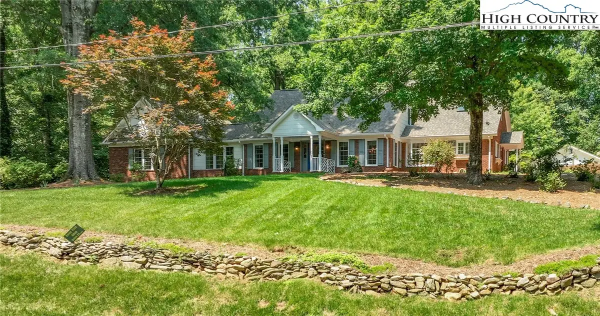 465 Forest Drive, Wilkesboro, NC 28697 - #1