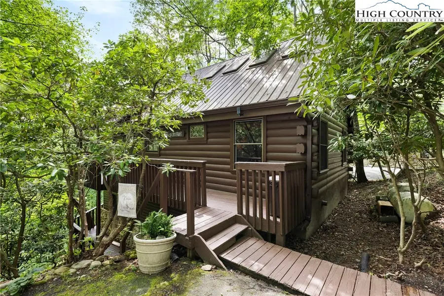 289 Grandview Drive, Seven Devils, NC 28604 - Image #3