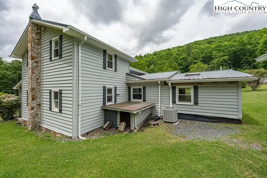 175 Roaring Fork Road, Todd, NC 28684 - Image #2