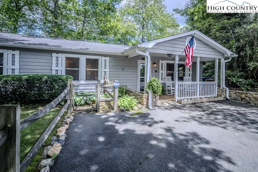 492 Skyland View Drive, Blowing Rock, NC 28605 - Image #2