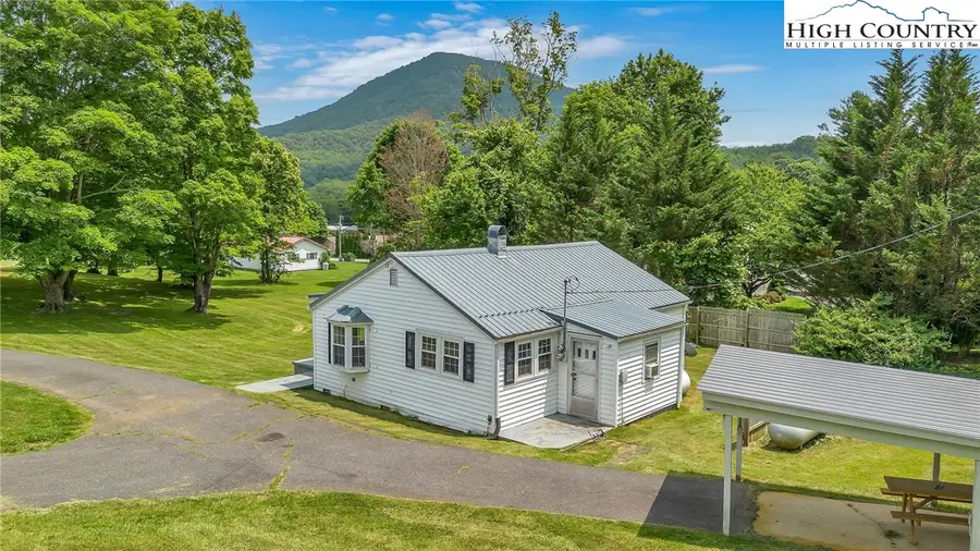 609 W Main Street, Jefferson, NC 28640 - Image #2