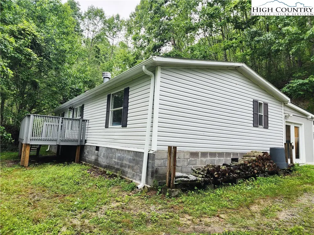 876 Courtney Lane, Vilas, NC 28692 - Image #1