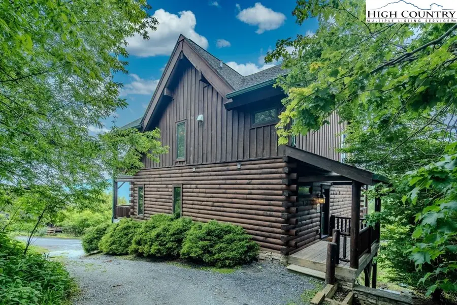 937 Alpine Drive, Seven Devils, NC 28604 - Image #3