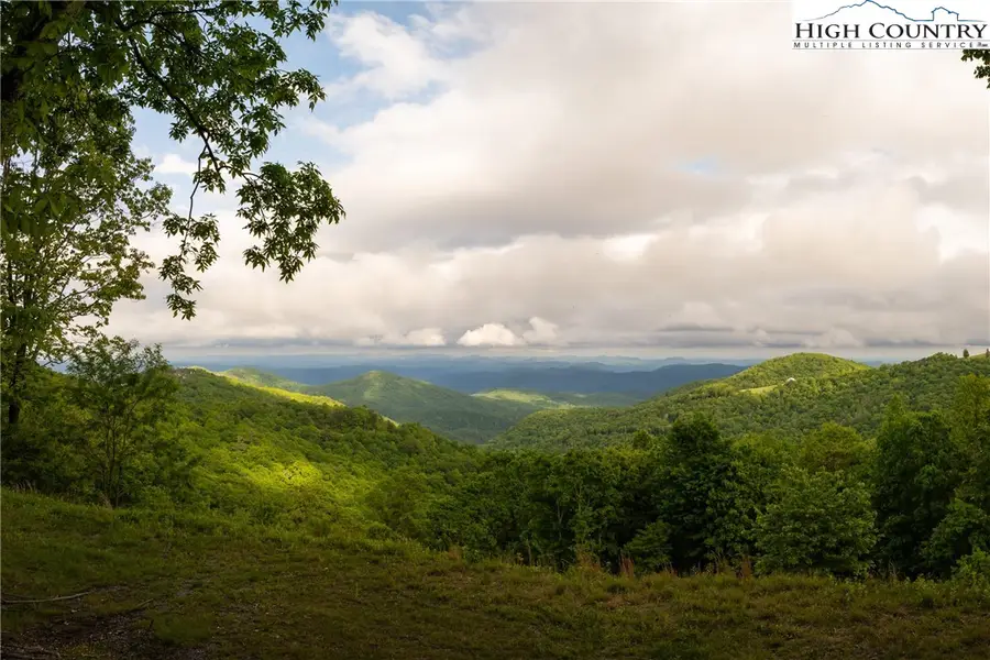 Estate 3 Reynolds Parkway, Boone, NC 28607 - Image #3