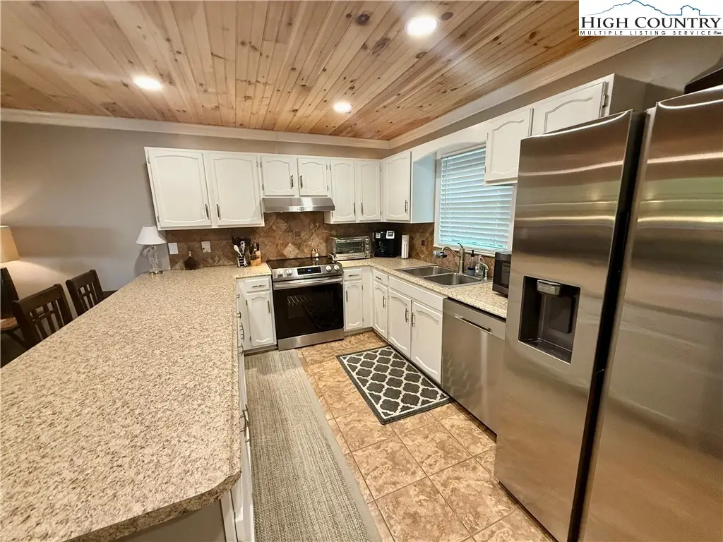 174 Grouse Moor Drive #2, Sugar Mountain, NC 28604 - Image #1