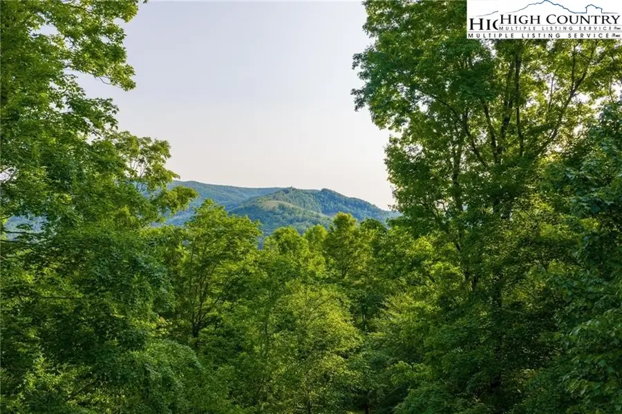 7 Autumn Lane, West Jefferson, NC 28694 - Image #3