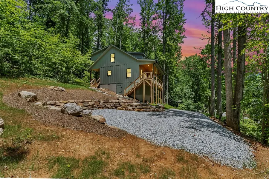 511 N Blue Ridge Drive, Marion, NC 28752 - #2