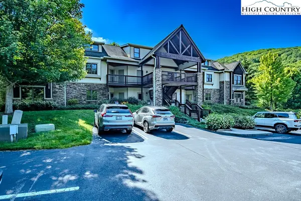 135-D Wapiti Way #8-D, Banner Elk, NC 28604