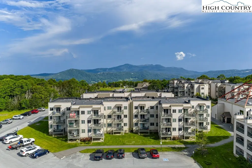 301 Pinnacle Inn Drive #4214, Beech Mountain, NC 28604 - Image #1