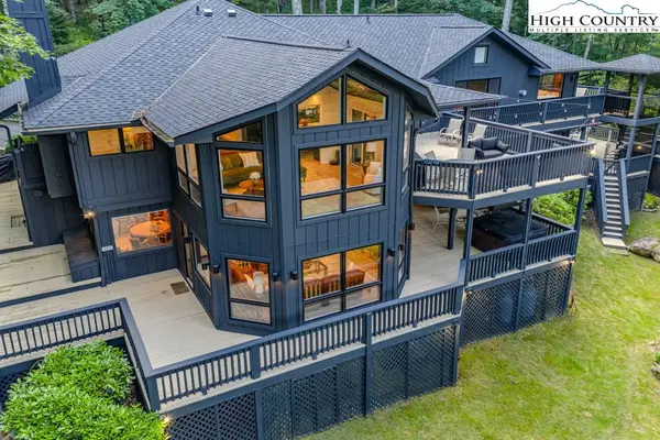 102 Ridge Drive, Linville, NC 28646