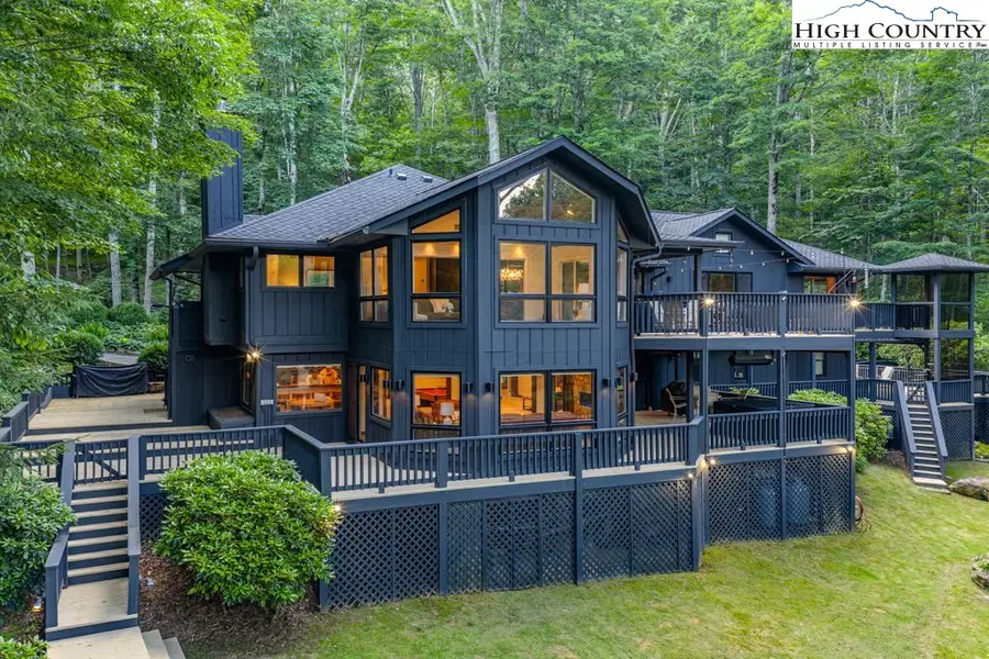 102 Ridge Drive, Linville, NC 28646 - Image #2