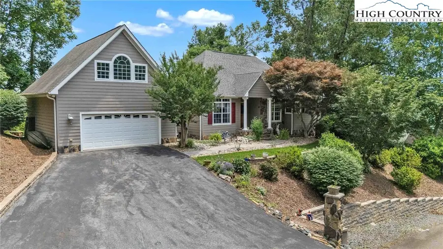 127 Deerfield Road, West Jefferson, NC 28694 - Image #2