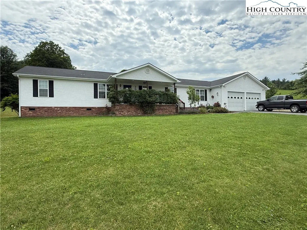 221 Old Cranberry Street, Newland, NC 28657 - Image #1