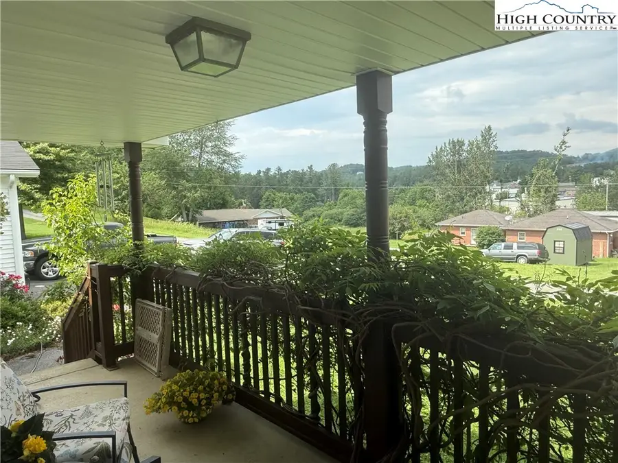 221 Old Cranberry Street, Newland, NC 28657 - Image #2