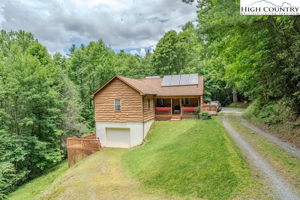 327 Mountain Flower Road, Banner Elk, NC 28604 - Image #1