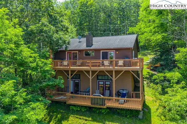 404 Running Deer Trail, Boone, NC 28607