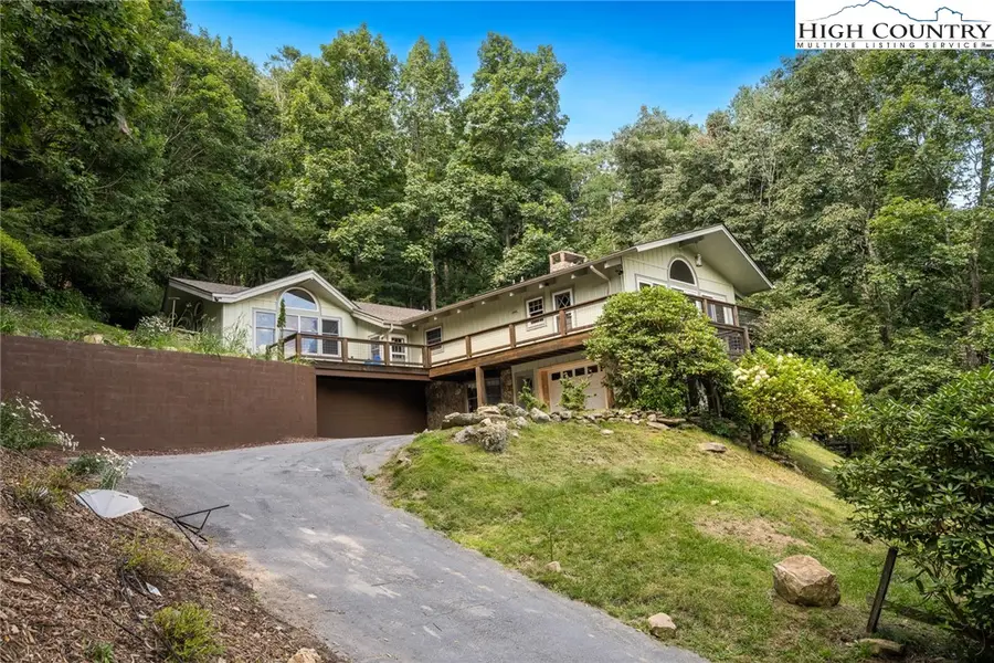 281 Cliffside Lane, Seven Devils, NC 28604 - Image #2