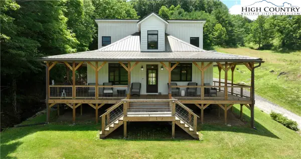 2507 Parker Eller Road, Lansing, NC 28643