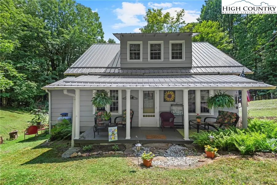 129 Troys Trail, Todd, NC 28684 - Image #2