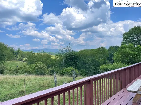 219 Lucky Alice Drive, Grassy Creek, NC 28631