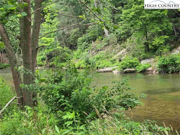 867 New River Bend S. Road, Fleetwood, NC 28626