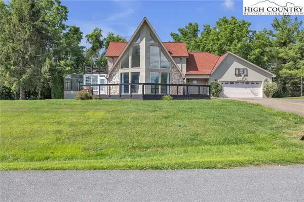 346 Clear View Ridge Road, Crumpler, NC 28617