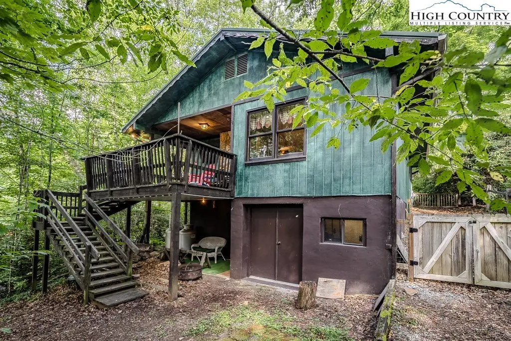 190 Spruce Pine Road, Newland, NC 28657 - Image #1