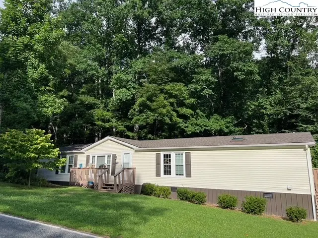 1980 Mountain Dale Road, Vilas, NC 28692 - Image #3