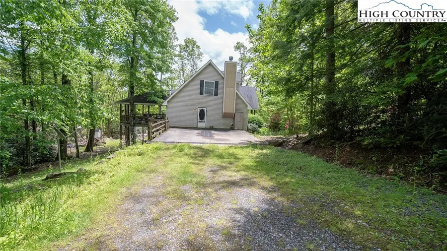 182 Henley Lane, Linville, NC 28646 - Image #3